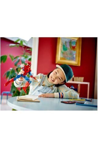 ® Marvel Örümcek Adam Figürü 76226 – 8 Yaş ve Üzeri için Model Yapım Seti (258 Parça)