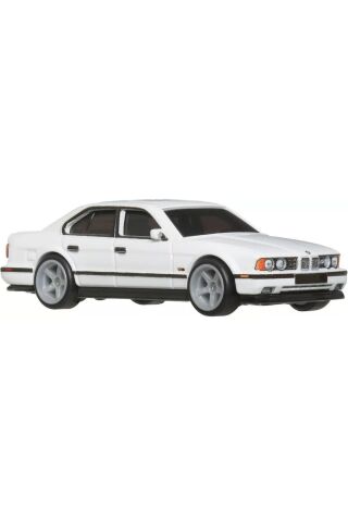 Boulevard Premium Araçlar GJT68 - JBL24 91 BMW M5