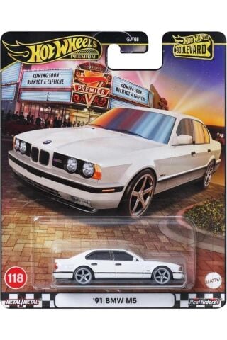 Boulevard Premium Araçlar GJT68 - JBL24 91 BMW M5