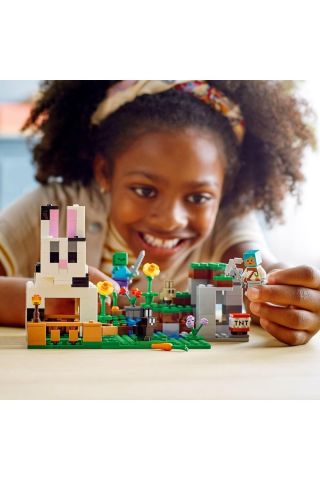 Minecraft® Tavşan Çiftliği 21181 Yapım Seti (340 Parça)