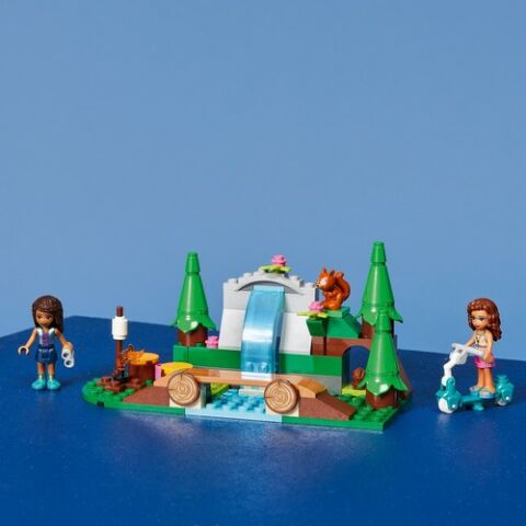 LEGO® Friends Orman Şelalesi 41677 Yapım Seti; Sincap Içerir; Doğa Oyuncaklarını Seven Çocuklar İçin Harika Bir Hediye (93 Parça)
