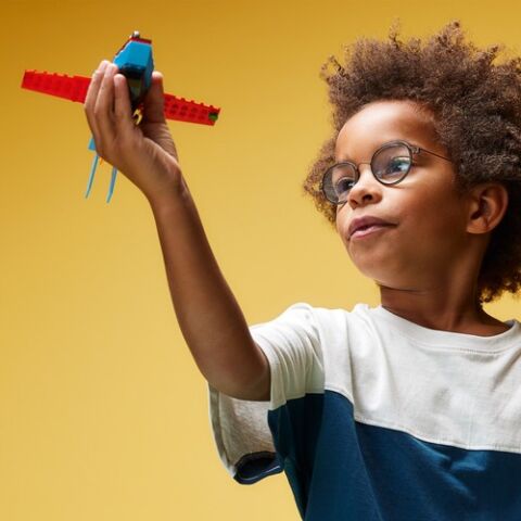 LEGO® City Gösteri Uçağı 60323 - 5 Yaş ve Üzeri Çocuklar İçin Pilot Minifigürü İçeren Oyuncak Jet Yapım Seti (59 Parça)
