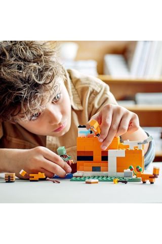 ® Minecraft® Tilki Kulübesi 21178 Yapım Seti (193 Parça)