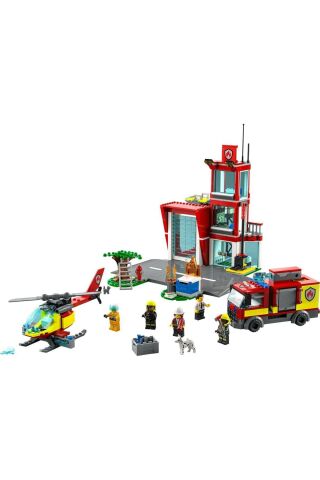 ® City İtfaiye Merkezi 60320 Yapım Seti (540 Parça)