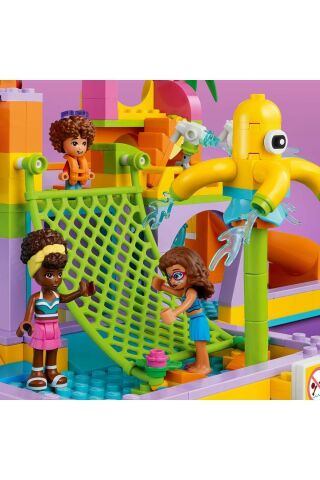 ® Friends Su Parkı 41720 - 6 Yaş ve Üzeri Çocuklar için Yaratıcı Oyuncak Yapım Seti (373 Parça)