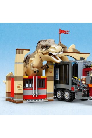 ® Jurassic World T. rex ve Atrociraptor Dinozor Kaçışı 76948 - Oyuncak Yapım Seti (466 Parça)