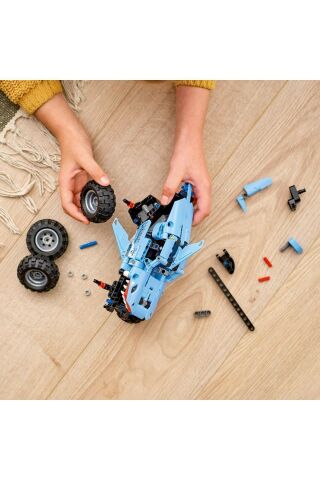 ® Technic Monster Jam™ Megalodon™ 42134 - Koleksiyonluk Model Yapım Seti (260 Parça)