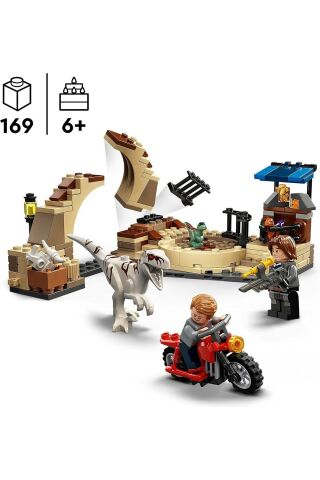 ® Jurassic World Atrociraptor Dinozor: Motosiklet Takibi 76945 - Oyuncak Yapım Seti (169 Parça)