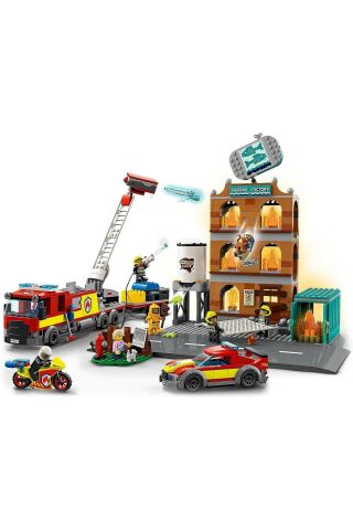 ® City İtfaiye 60321 Yapım Seti (766 Parça)