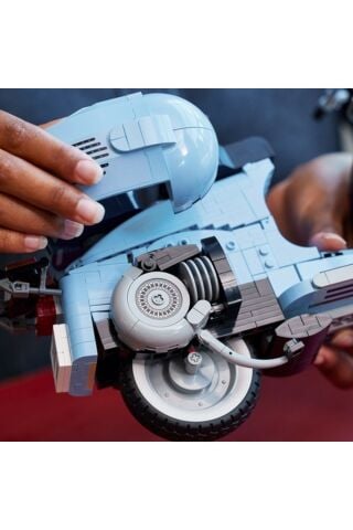 ® ICONS Vespa 125 10298 -  Yetişkinler İçin Koleksiyonluk Dekoratif Yapım Seti (1106 Parça)