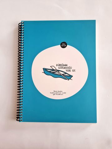 Keskin Color Hisli Şeyler 18,5x25 80 Yaprak Spiralli Karton Kapak 4 Kareli 4 Çizgili Defter