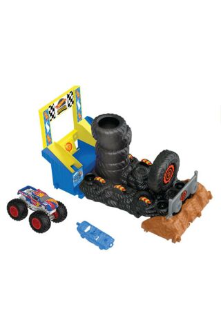 Monster Trucks Arenada Mücadeleye Başlangıç Setleri Hnb87-hnb89