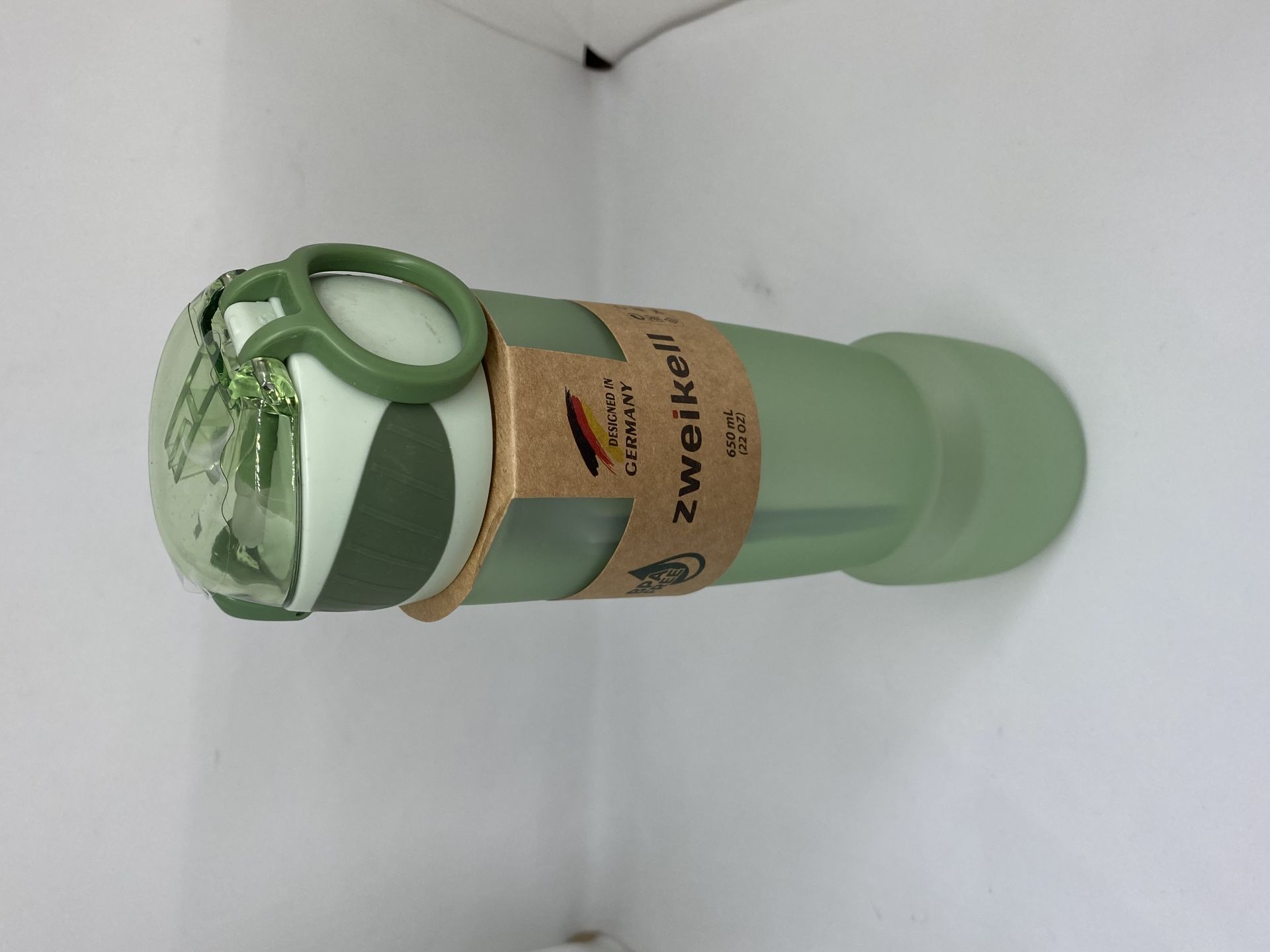 Zweikell Şeritsiz 650 ml Tritan Matara Yeşil