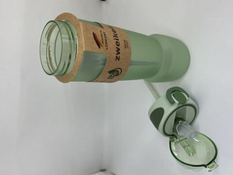 Zweikell Şeritsiz 650 ml Tritan Matara Yeşil