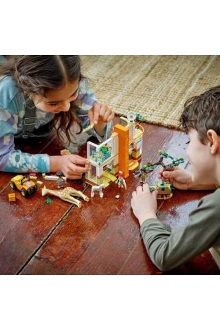 Friends Mia’nın Vahşi Hayvan Kurtarma Merkezi 41717 Yapım Seti (430 Parça) 5702017154923