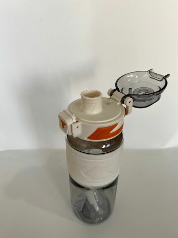VagonLife TKK Pipetli Tritan Matara T-1019 600 ml Beyaz