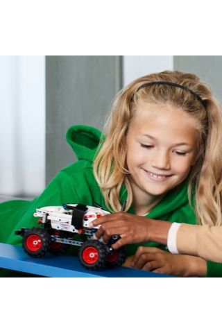 ® Technic Monster Jam™ Monster Mutt™ Dalmaçyalı 42150 7 Yaş Ve Üzeri Çocuklar Için Kamyonlu Oyun