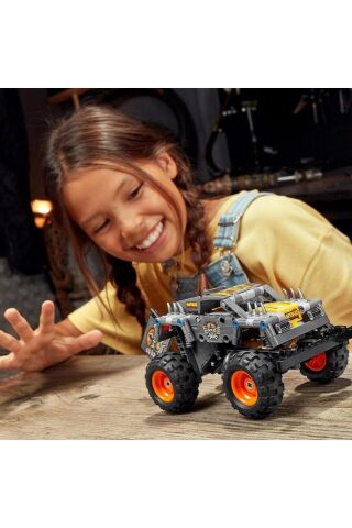 Technic Monster Jam® Max-D® 42119 (230 Parça)