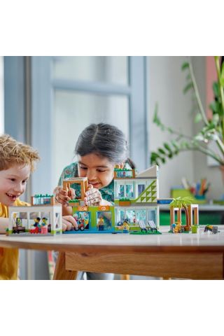 ®  City Apartman Binası 60365