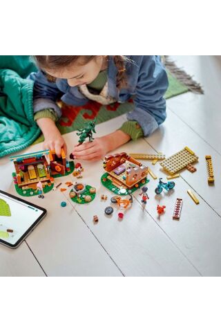 Yeni Friends Macera Kampı Şirin Kulübeler 42624, 7 Yaş ve Üzeri Çocuklar için Tilki Figürü