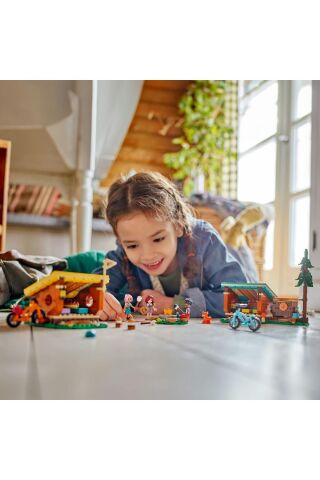 Yeni Friends Macera Kampı Şirin Kulübeler 42624, 7 Yaş ve Üzeri Çocuklar için Tilki Figürü