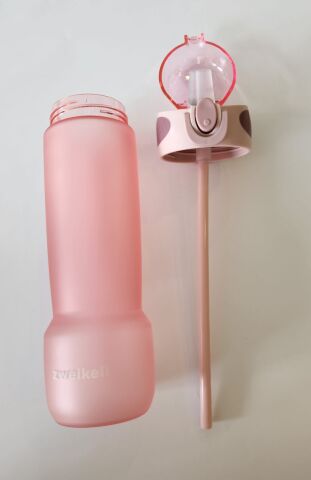 Nozer Soft Touch Bpa Içermez Kırmızı Şeritli 650 Ml Tritan Suluk Rose
