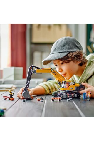 ® City Sarı İnşaat Ekskavatörü 60420 - 8+ Yaratıcı Oyuncak Yapım Seti (633 Parça)