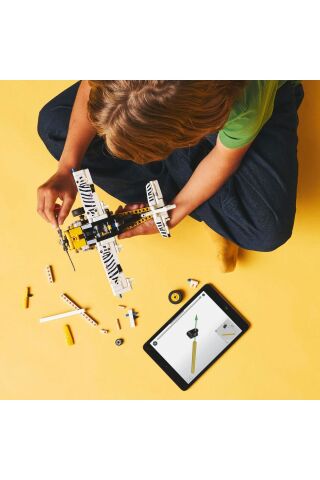 ® Technic Arazi Uçağı 42198 - 8+ Koleksiyonluk Yaratıcı Oyuncak Model Yapım Seti (333 Parça)