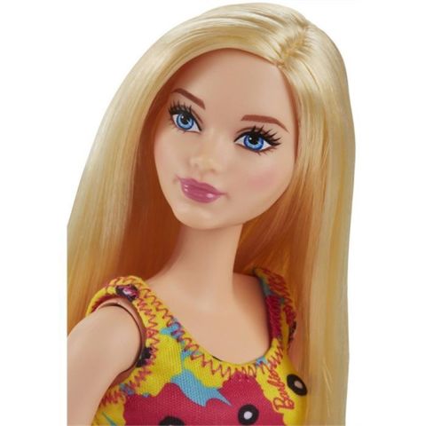 Barbie Şık Barbie Bebek DVX87
