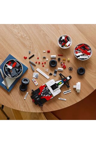 ® Icons McLaren MP4/4 ve Ayrton Senna 10330 - 18+ Yaratıcı Model Yapım Seti (693 Parça)
