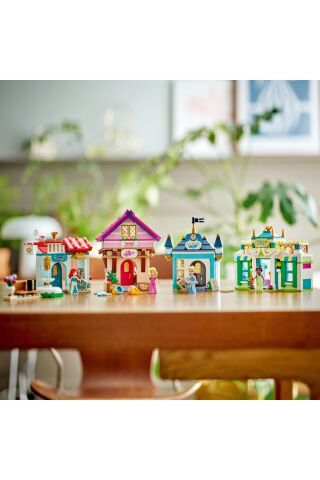 ® │ Disney Princess Disney Prensesi Pazar Macerası 43246 - 6+ Oyuncak Yapım Seti (817 Parça)