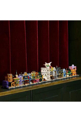 ® Harry Potter™ Diagon Yolu Büyücü Mağazaları 76444 - 18+ Koleksiyonluk Model Yapım Seti (2750P)