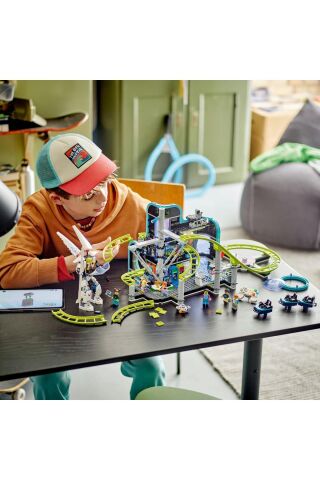 ® City Robot Dünyası Hız Treni Parkı 60421 - 8+ Yaratıcı Oyuncak Yapım Seti (986 Parça)