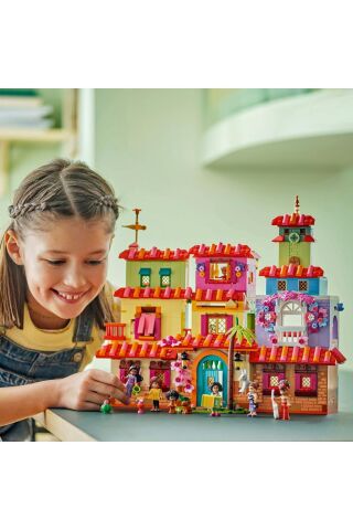 ® │ Disney Sihirli Madrigal Evi 43245 - 7+Yaratıcı Oyuncak Yapım Seti (1560 Parça)